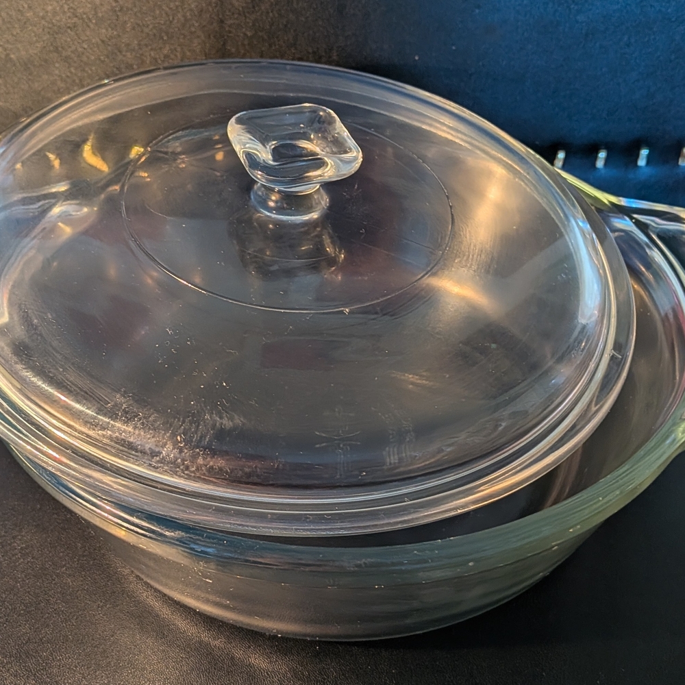 Anchor Hocking Clear Glass Baking Dish with Lid 1.5 Litre 8.25 Inch X 3 Inch